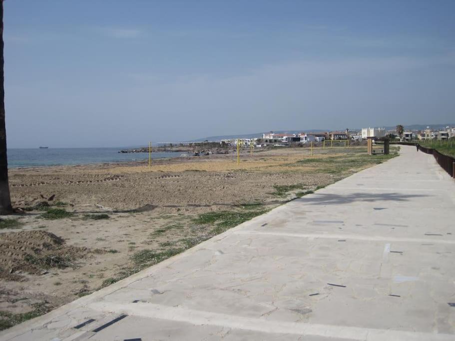 A Stone'S Throw From Everything Pafos Dış mekan fotoğraf